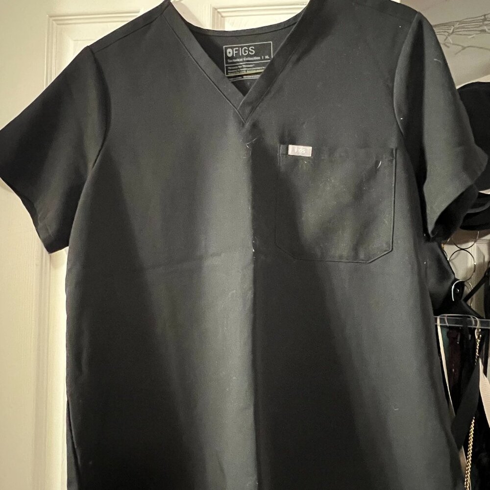 Figs Catarina One Pocket Scrub Top